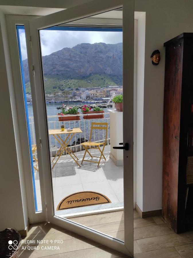 La Casa Di Giulio - Holiday Home إزولا ديلي فيمين المظهر الخارجي الصورة
